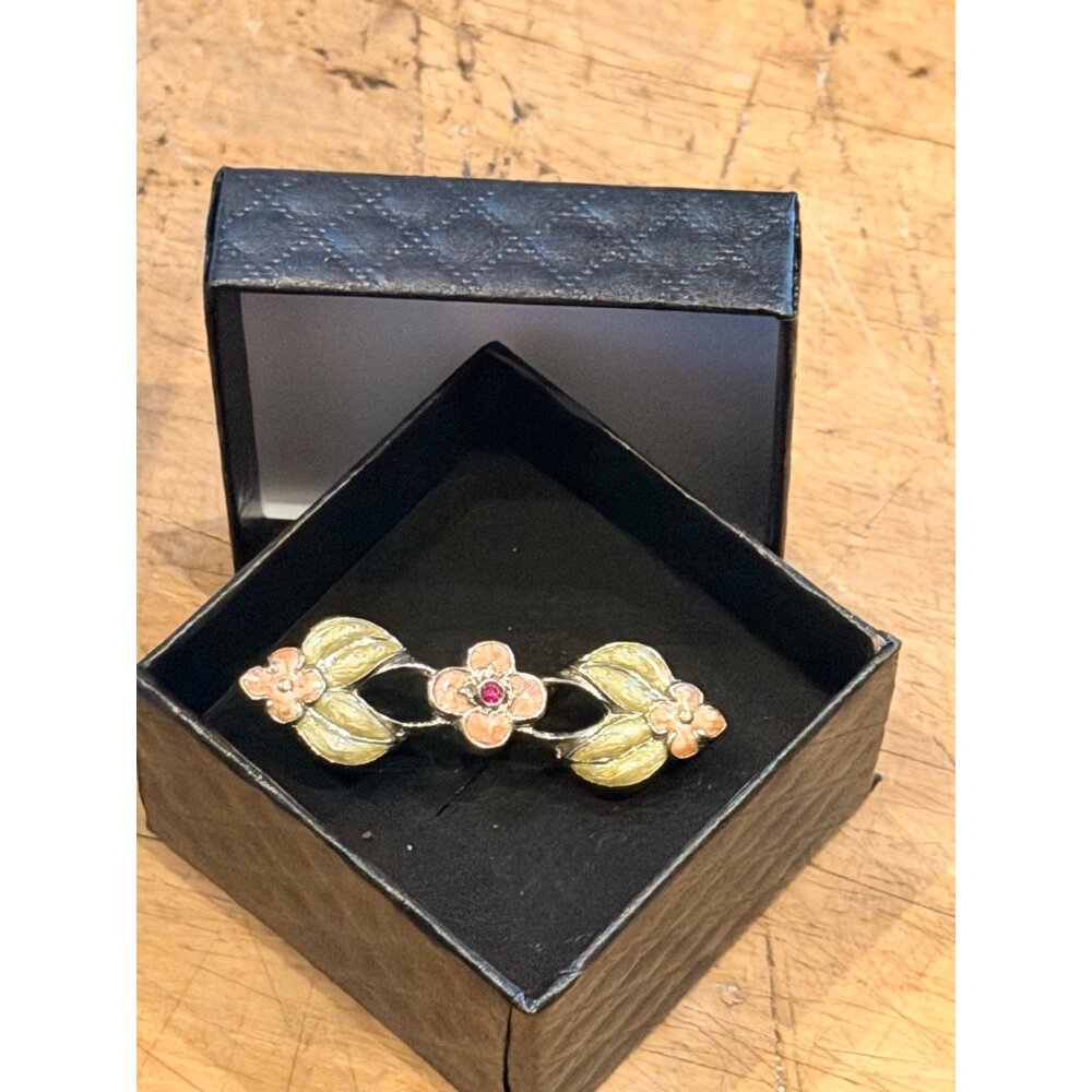 Floral Enamel brooch With Rhinestone Accent In Gift Box - Picture 7 of 7